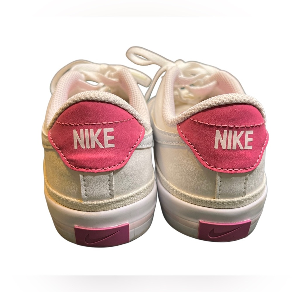 Nike tennis white and Pink Casual Sneakers 4Y EUC - Picture 3 of 9